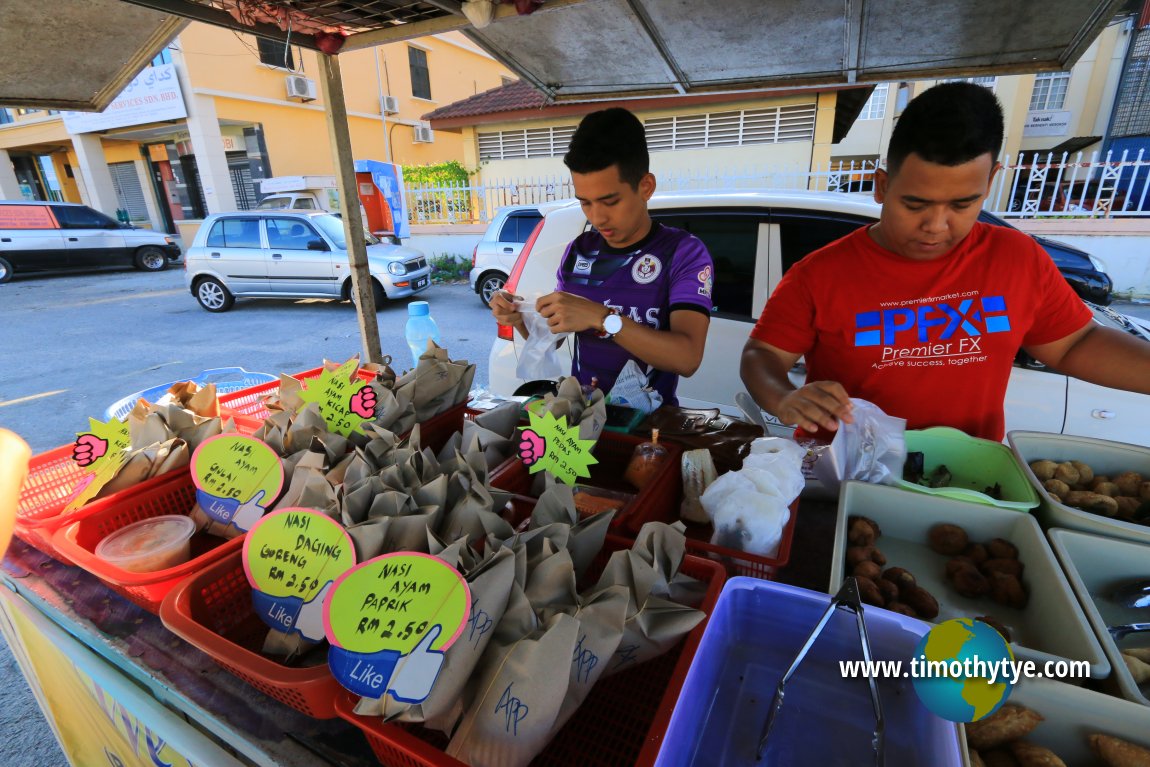 Roadside food stall in Kota Bharu
