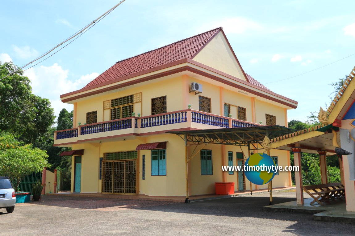 Luang Phor Mitr's Quarters, Wat Uttamaram