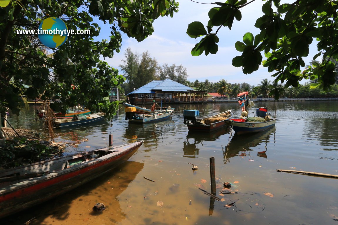 Pantai Sri Tujoh