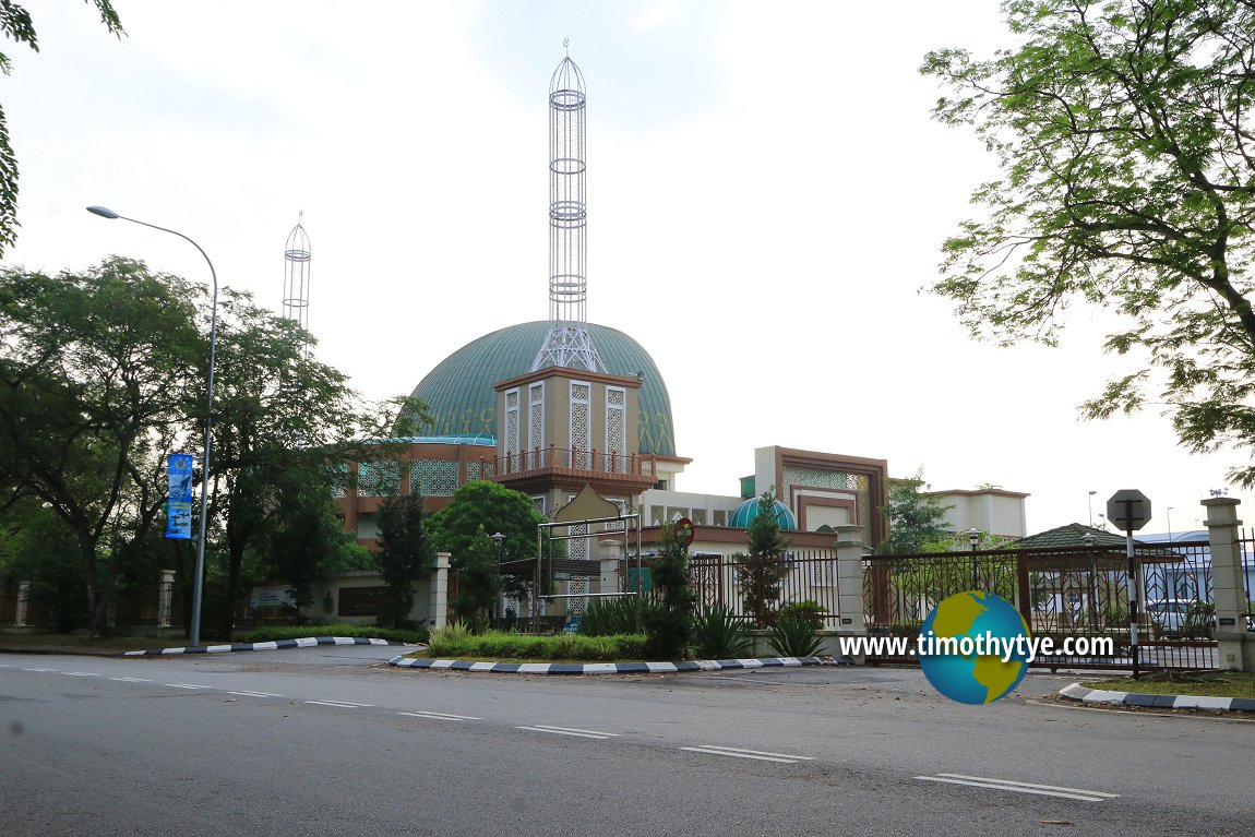 Masjid Az-Zubair, Pangkalan Udara Sungai Besi, Kuala Lumpur