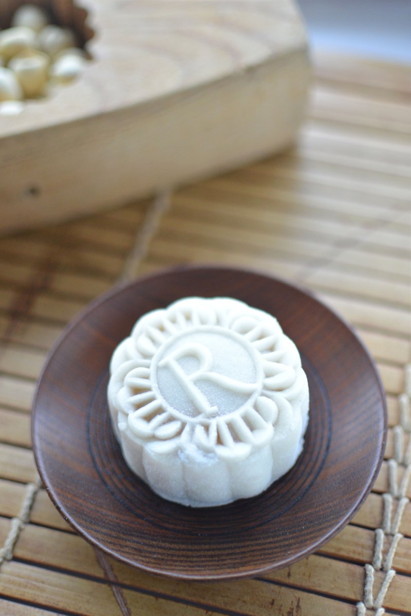 Renaissance Kuala Lumpur Mooncakes