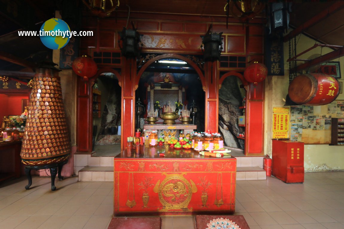 Seremban Centipede Temple