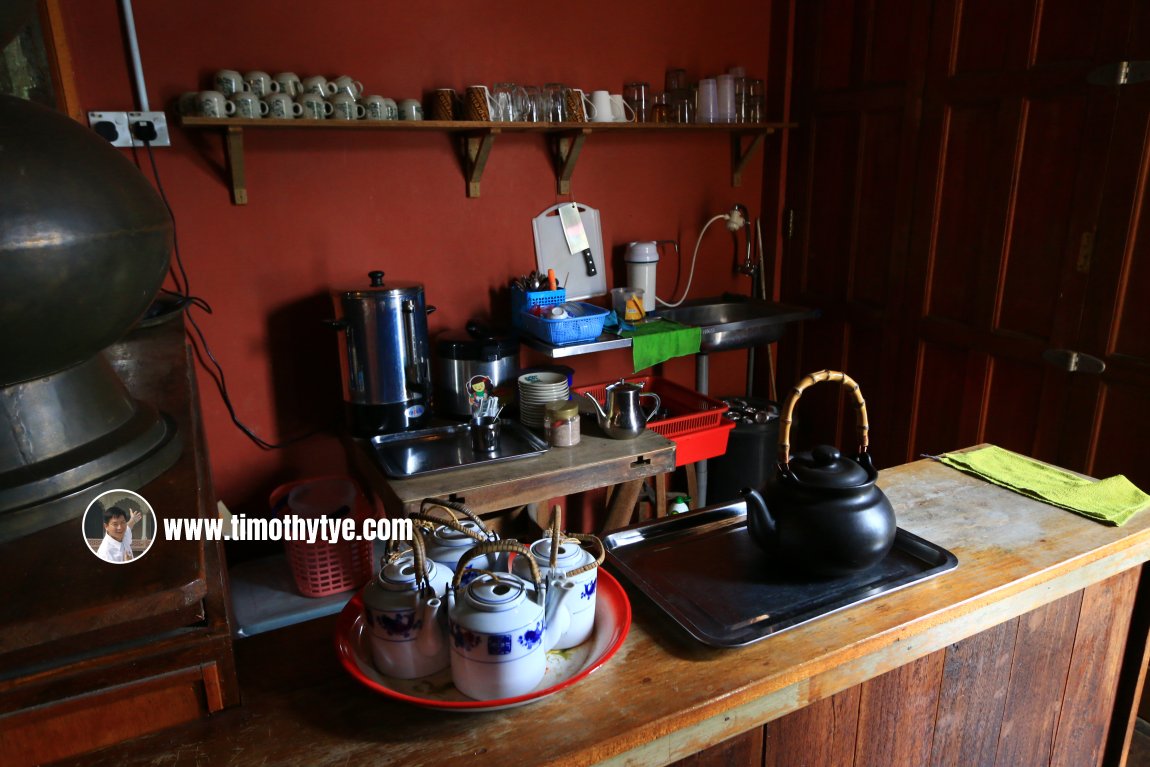 Kitchen utensils and appliances