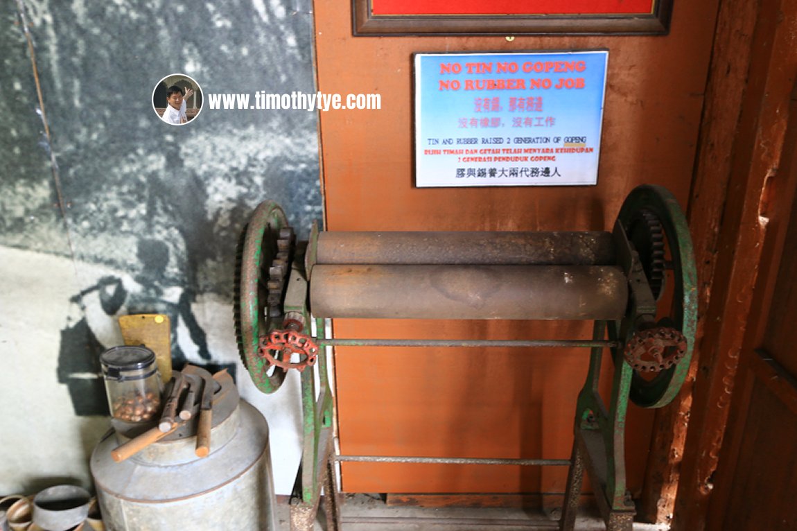 Tin and rubber were the mainstays of Gopeng's economy