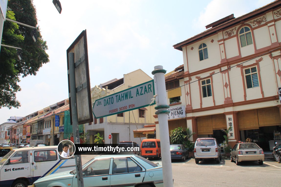 Jalan Dato Tahwil Azar roadsign