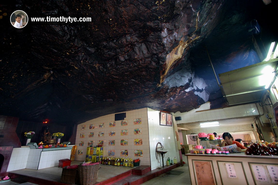 Ling Sen Tong Cave Temple, Ipoh