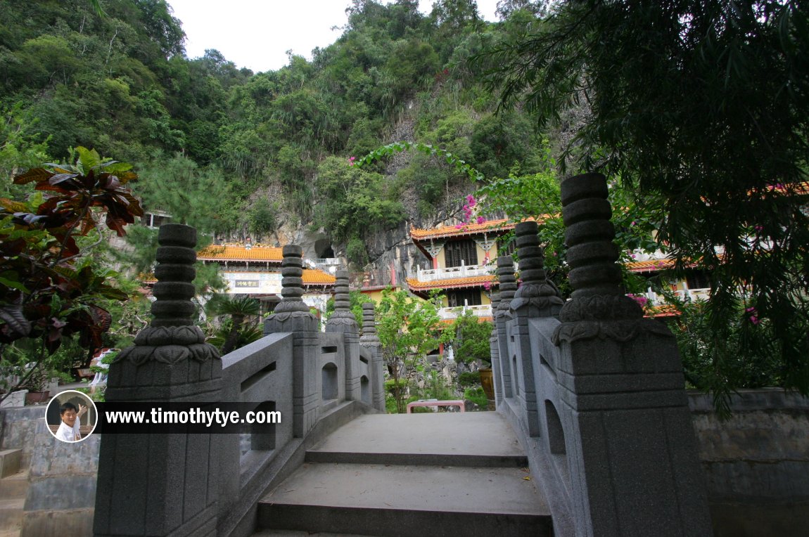 Sam Poh Tong, Ipoh, Perak