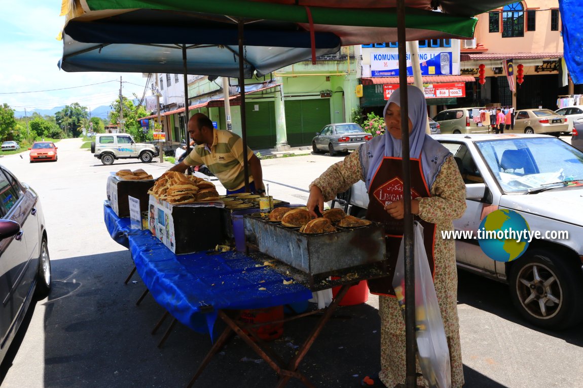 Apom Balik hawker, Tanjung Rambutan