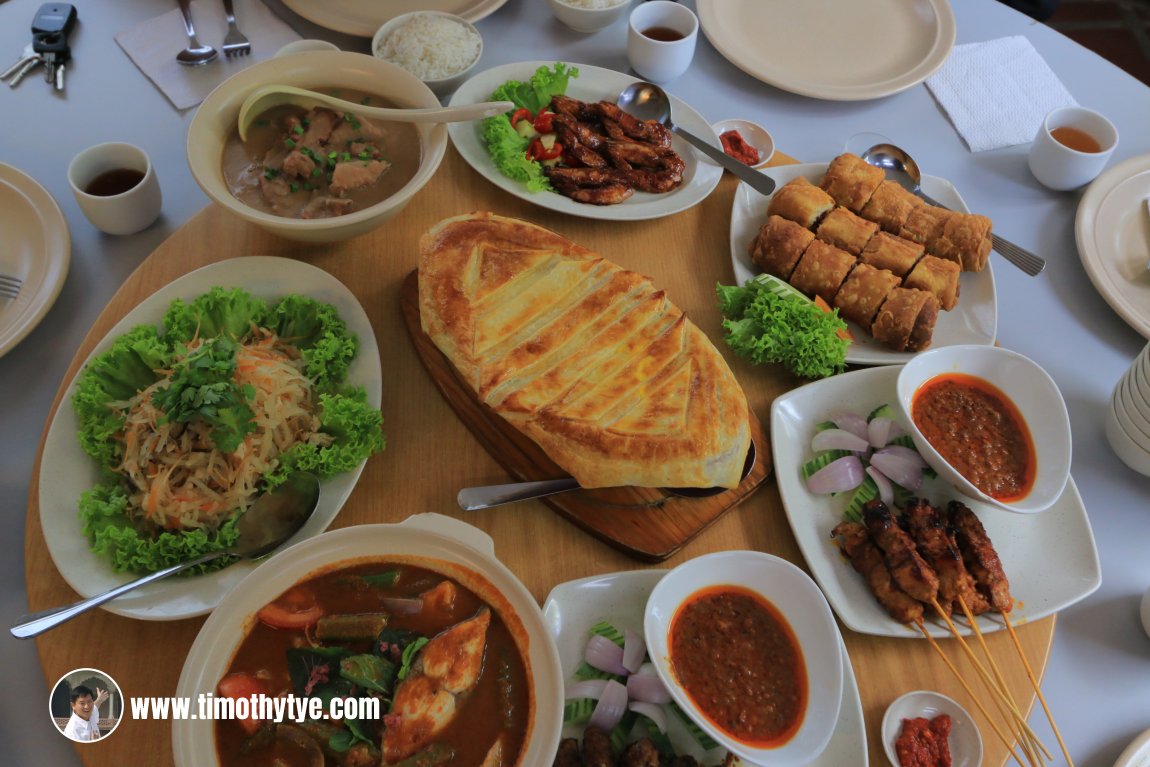 Hainanese Delights Restaurant