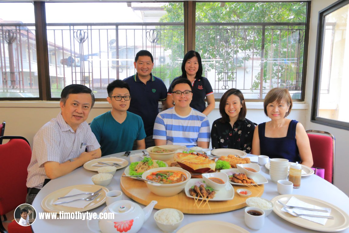 Hainanese Delights Restaurant