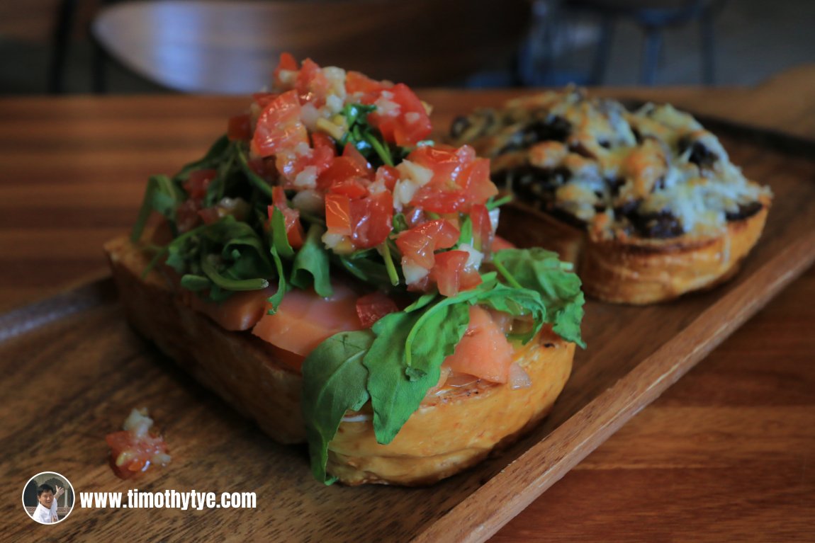 Salmon Bruschetta @ More by Arang Coffee