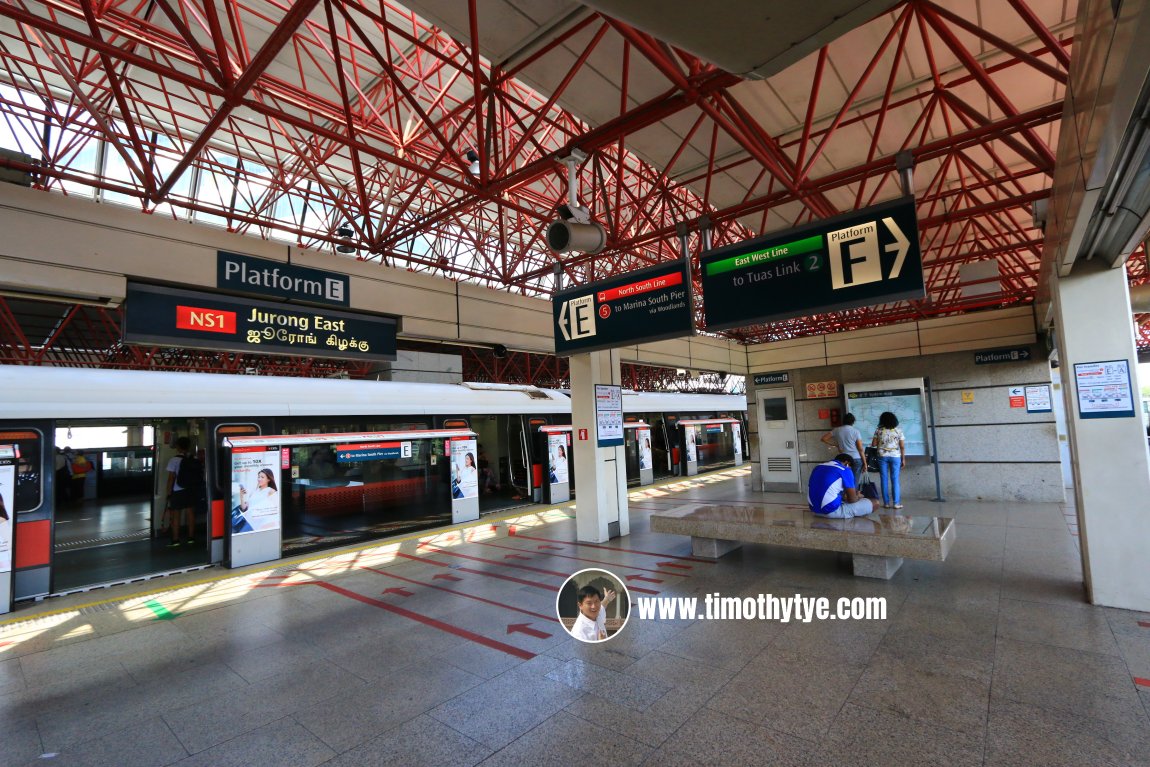 Jurong East MRT Station