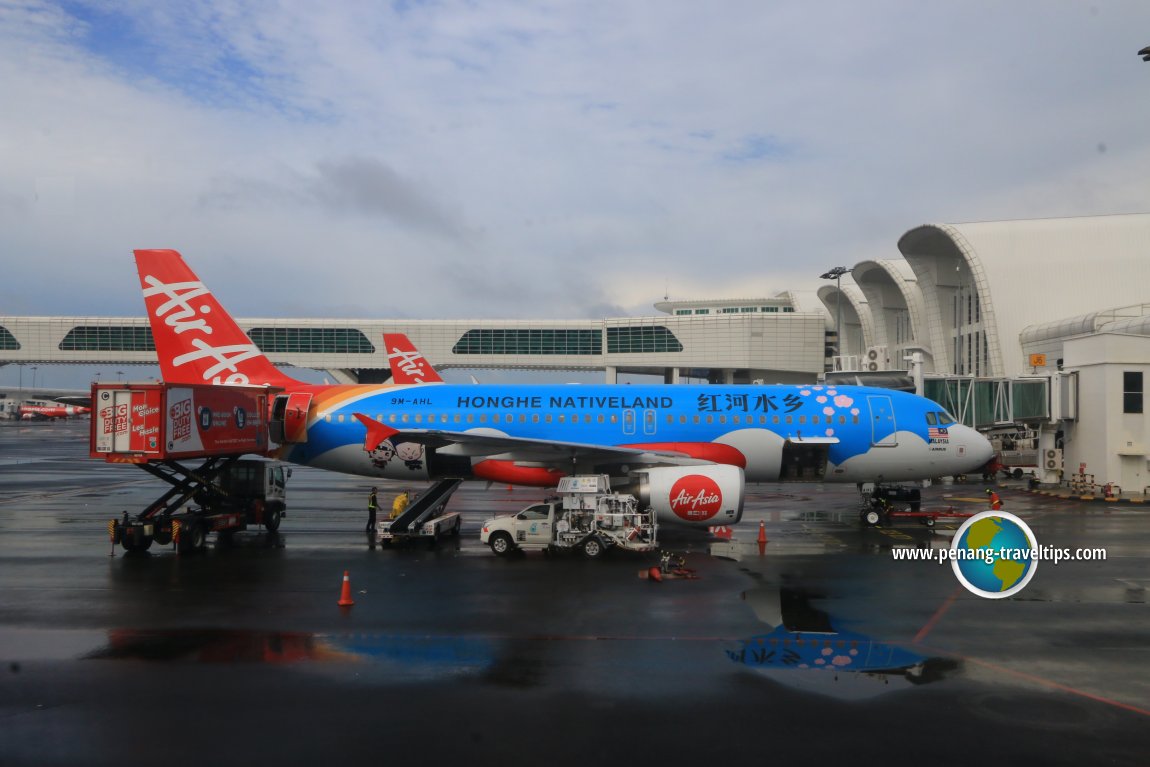 An AirAsia plane at KLIA2