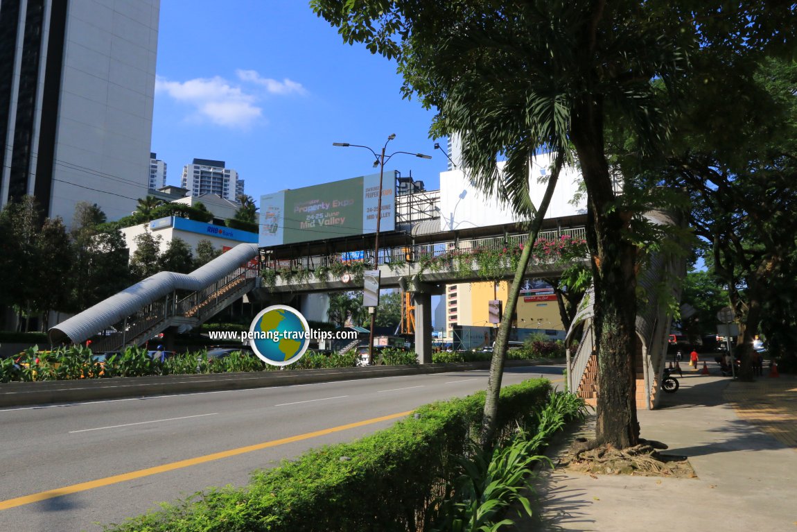 Bank of China Pedestrian Bridge