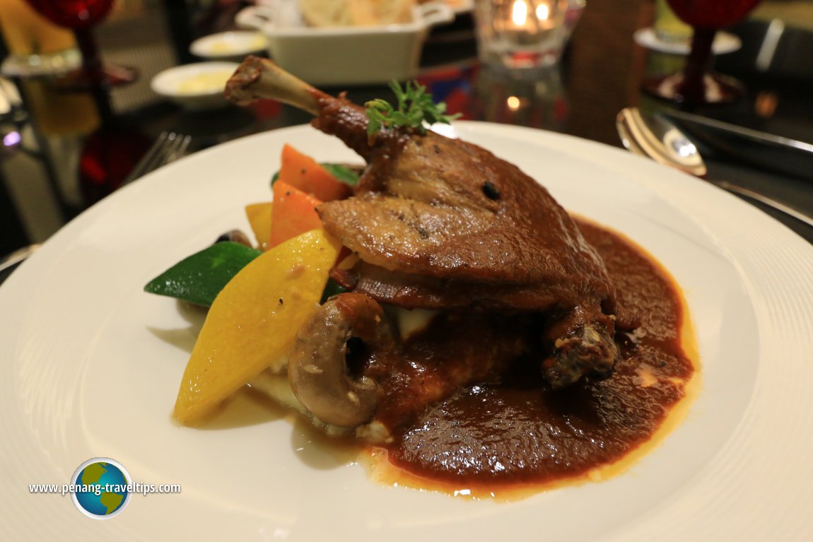 Brasserie 25, Hotel Stripes Kuala Lumpur