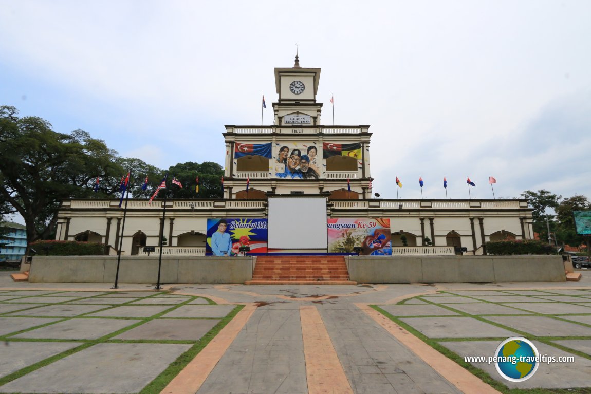 Dataran Tanjung Emas, Muar