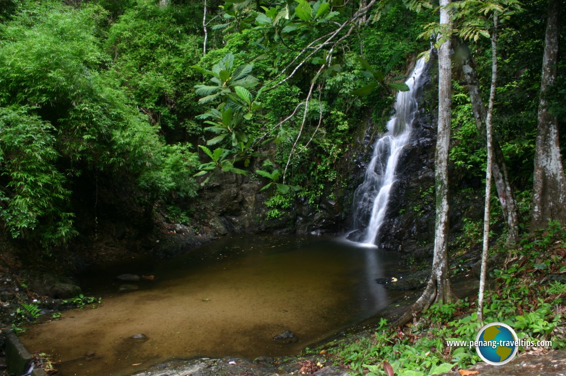 Durian Perangin Waterfall, Langkawi