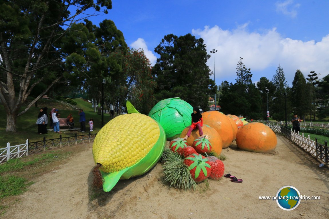Fruit & Vegetable Sculpture, Tanah Rata Park
