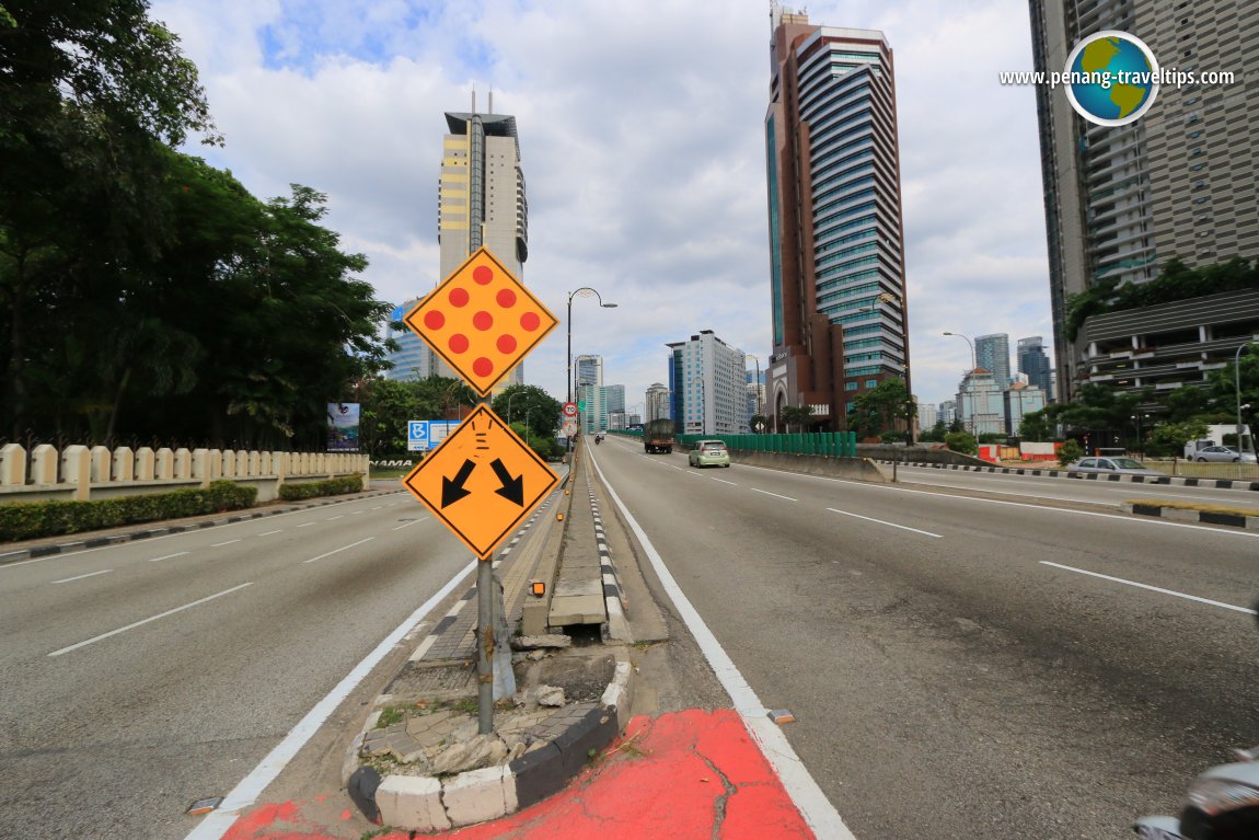 Jalan Tun Razak flyover at Jalan Raja Muda Abdul Aziz interchange