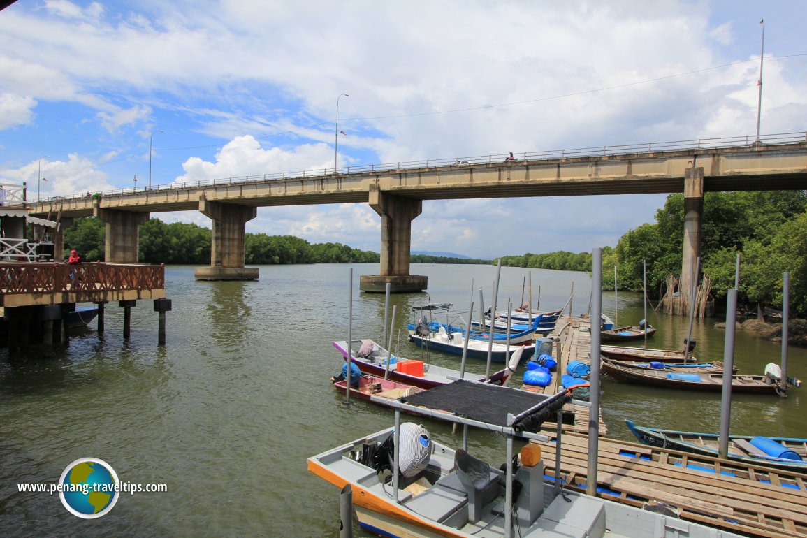 Jambatan Sungai Merbok