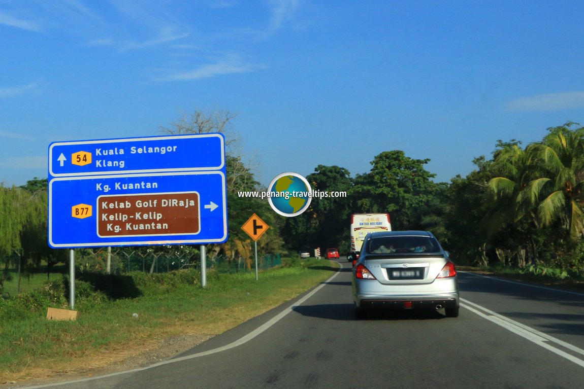 Roadsign pointing the way to the firefly-watching village of Kampung Kuantan