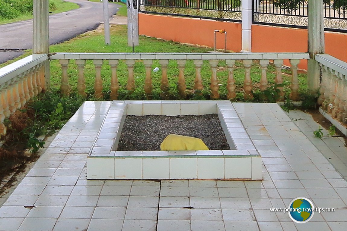 Makam Panglima Lidah Hitam