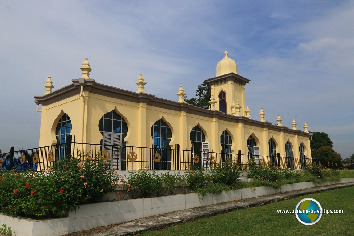 Makam Sultan Mahmud Mangkat Di Julang