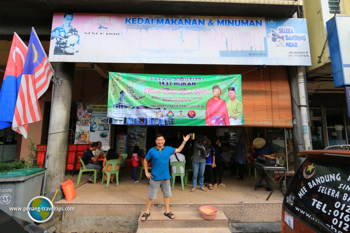 Timothy Tye at Mee Bandung Abu Bakar Hanipah