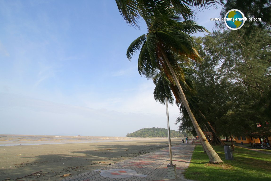 Mersing Town Beach