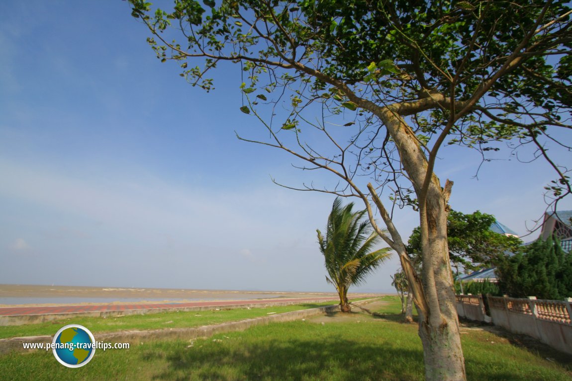 Mersing Town Beach