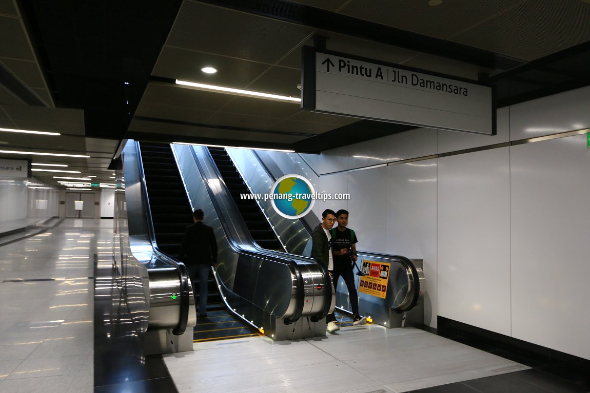 Muzium Negara MRT Station