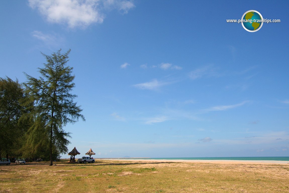 Pantai Teluk Ketapang