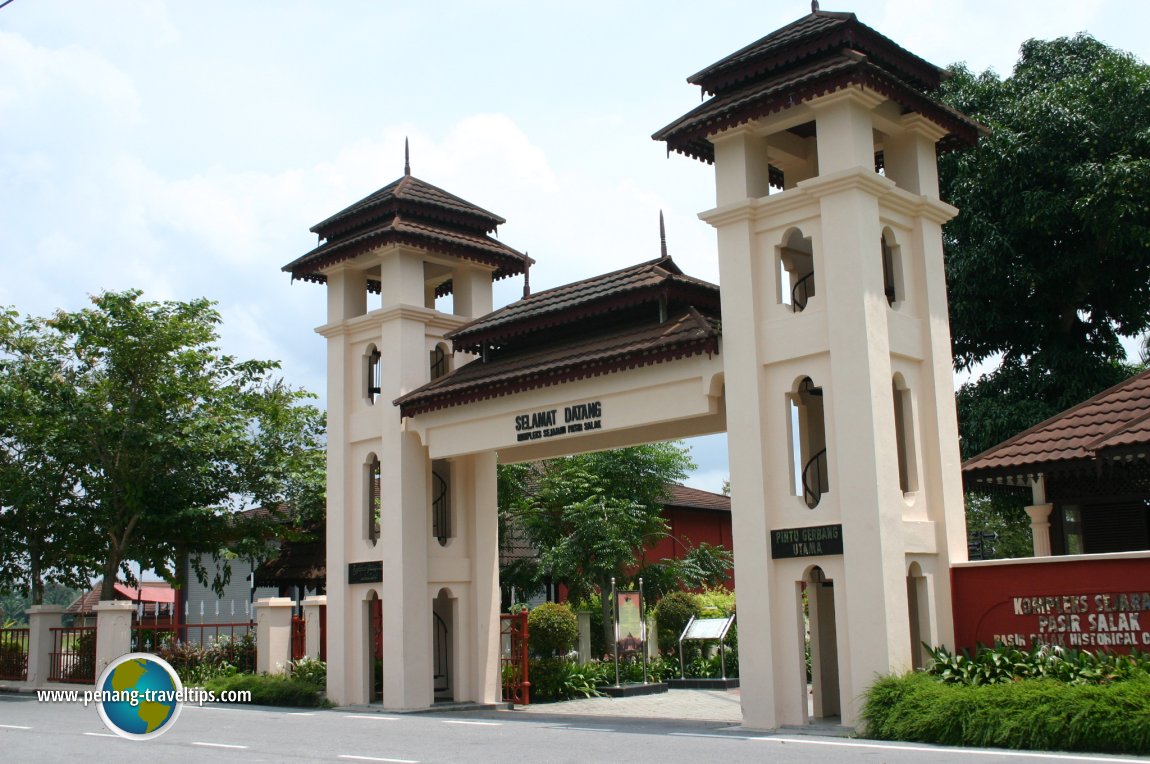 Pasir Salak Historical Complex