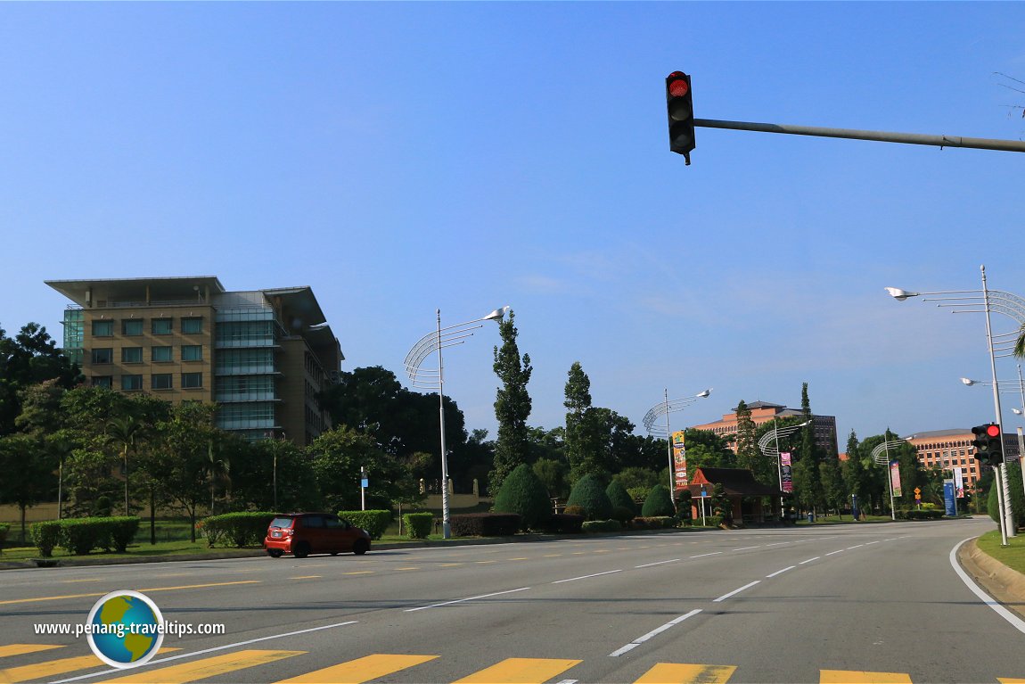 Persiaran Sultan Sallahuddin Abdul Aziz Shah, Putrajaya