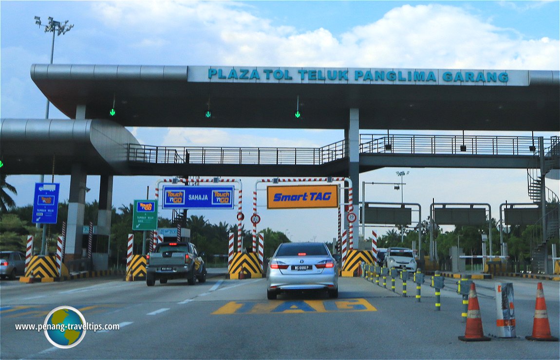 Plaza Tol Teluk Panglima Garang