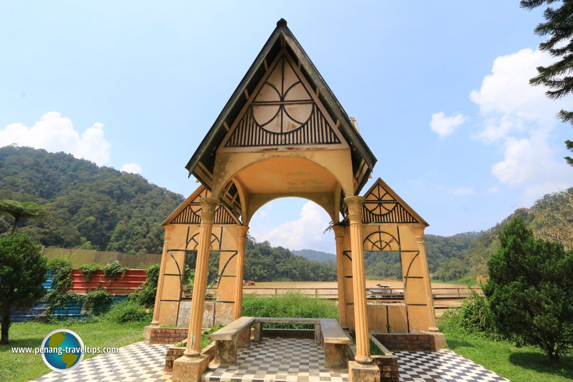 Riverside pavilion in Ringlet, with Sungai Bertam in the background