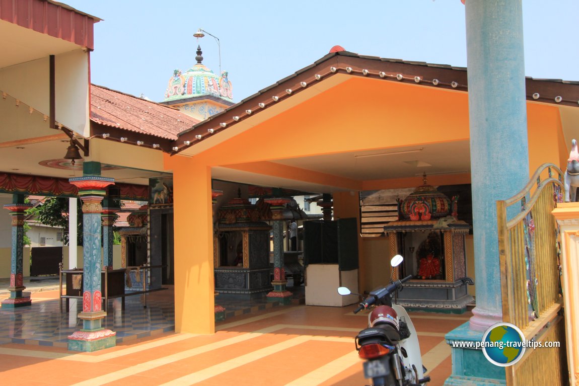 Sri Muniswarar Hindu Temple, Tanjung Piandang