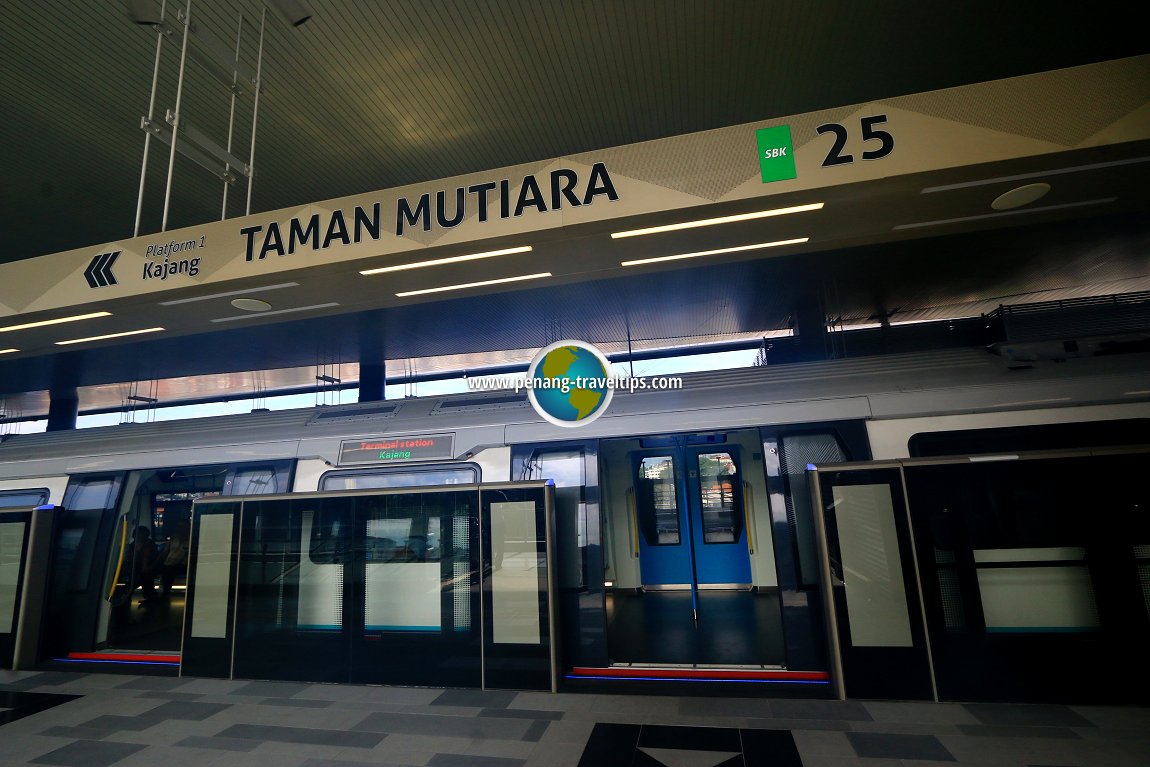 Taman Mutiara MRT Station