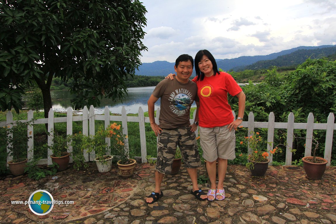Timothy Tye & Goh Chooi Yoke at Beris Lake