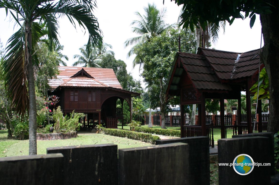 Various traditional Malay houses exhibited at Pasir Salak