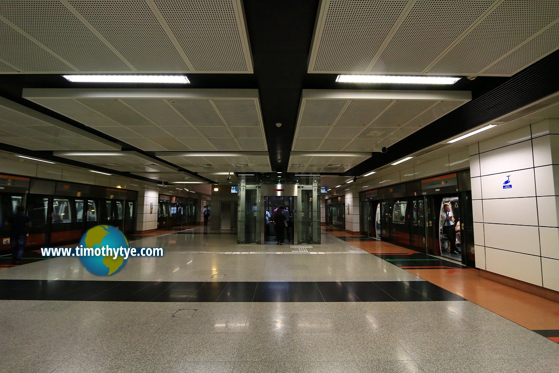 Mountbatten MRT Station