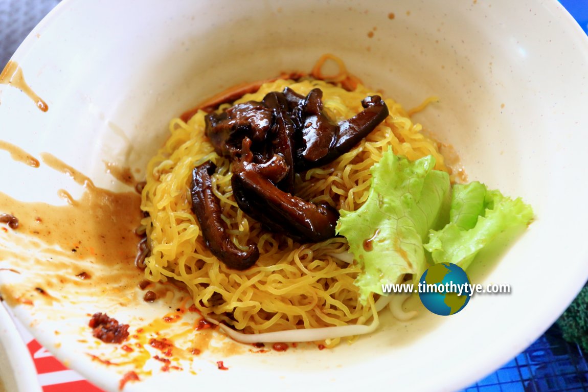 Seng Kee Mushroom Minced Meat Noodle