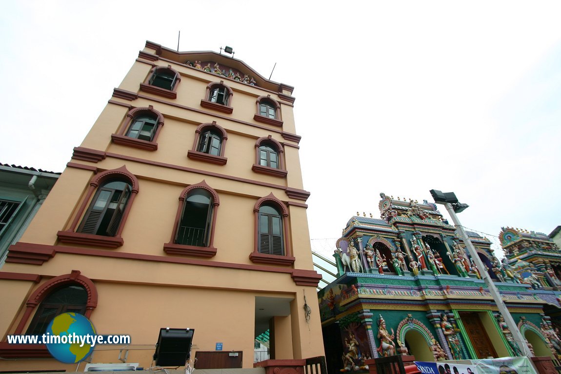 Sri Vadapathira Kaliamman Temple