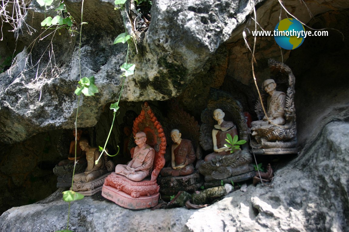 Khao Chaison Shrine