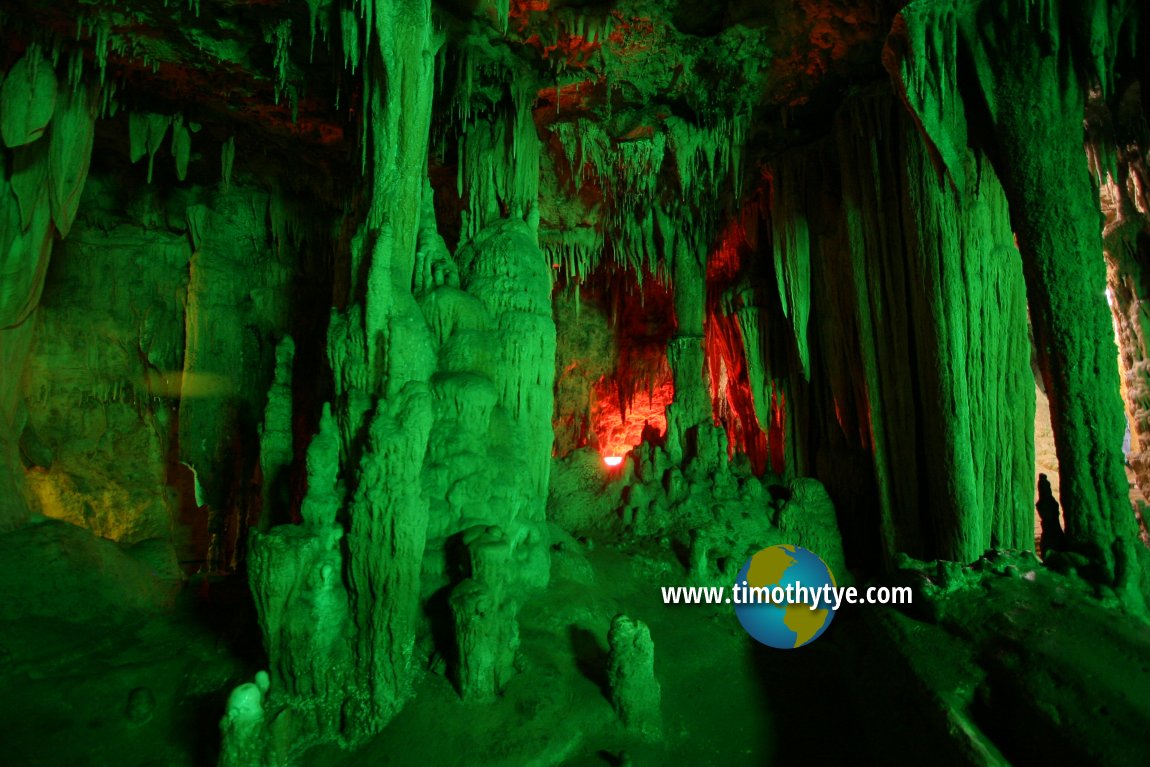 Le Khaokob Cave, Trang