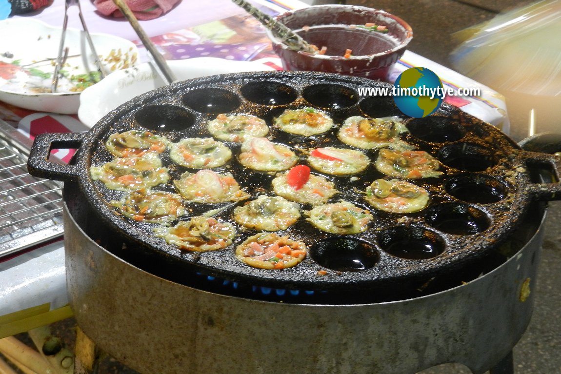 Trang Night Market