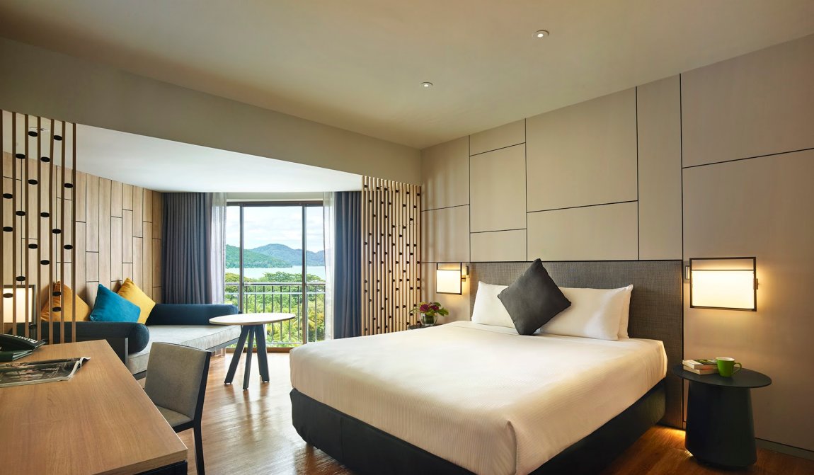 Deluxe Room, PARKROYAL Penang Resort