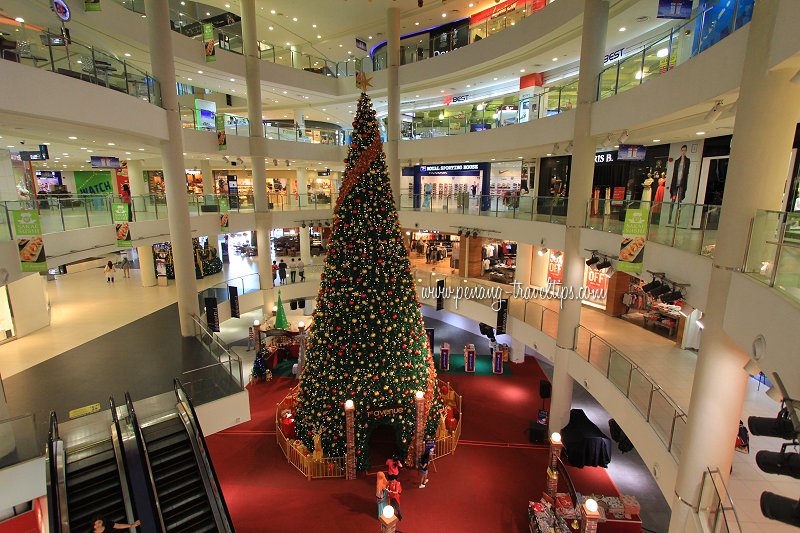 1st Avenue Mall 2014 Christmas Tree