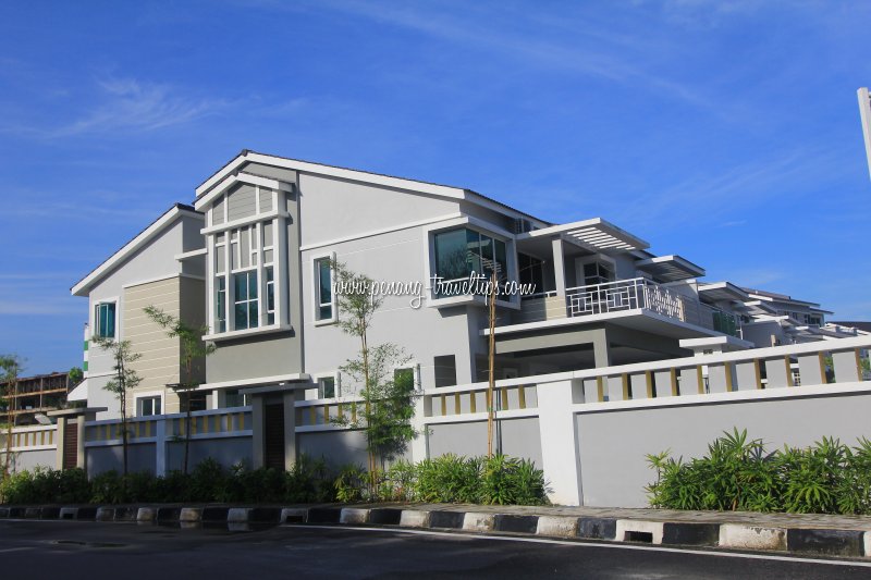 2-storey houses at Dua Villas