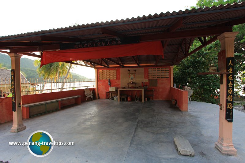 Batu Ferringhi Chinese Cemetery